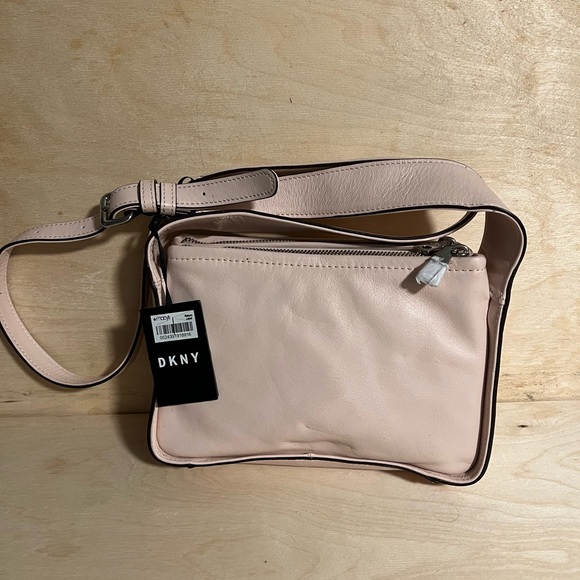 DKNY purse - Picture 3 of 3